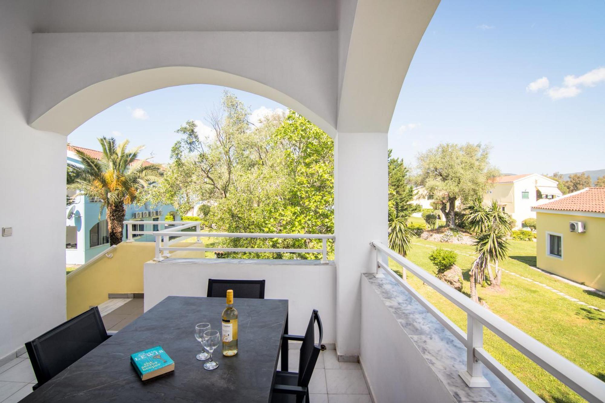 Helion Resort Gouviá Eksteriør bilde