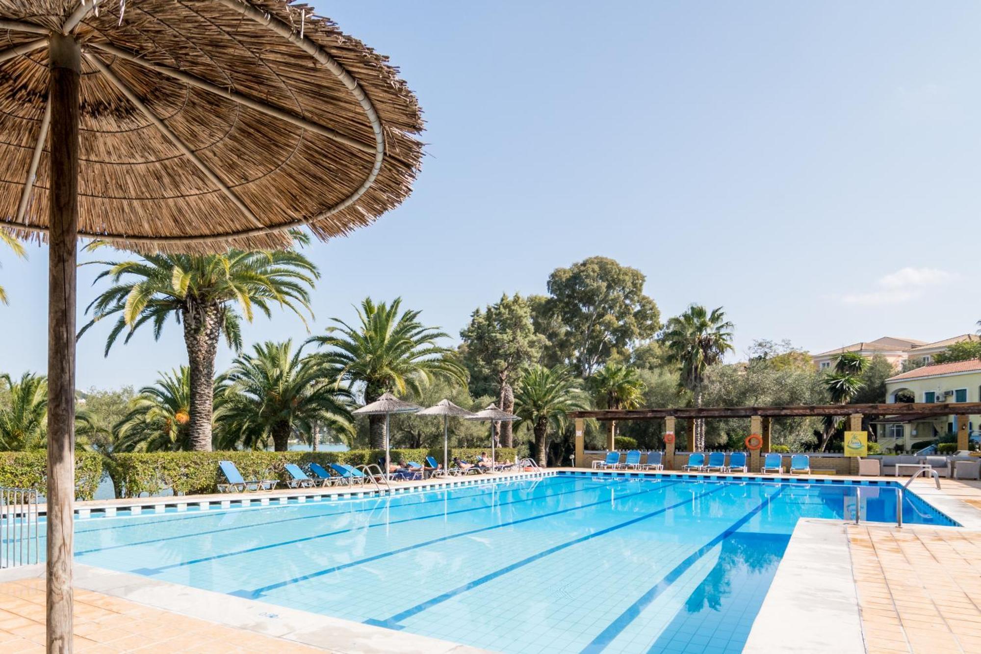 Helion Resort Gouviá Eksteriør bilde